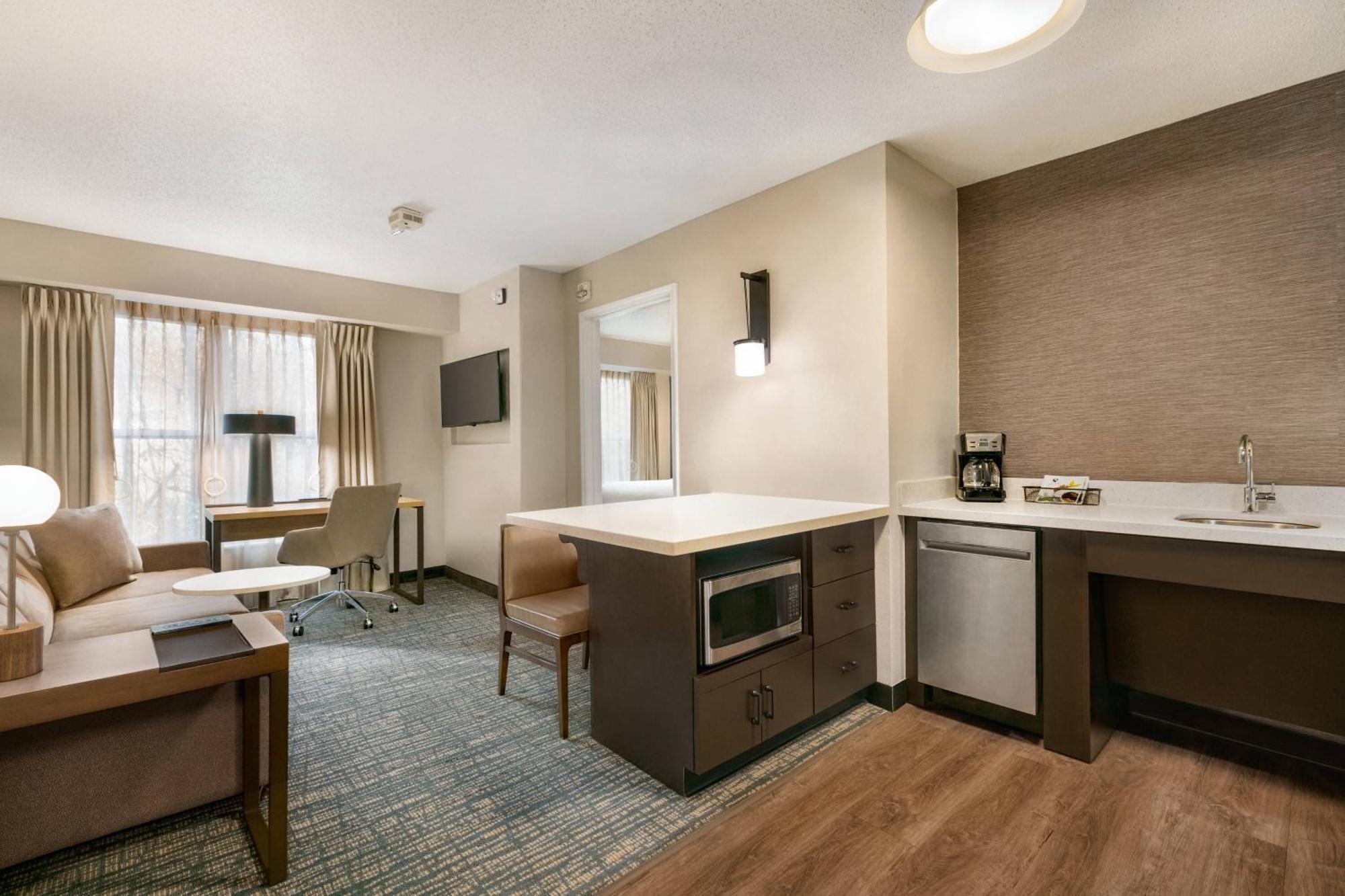 Residence Inn By Marriott Вэст спрингфильд Экстерьер фото